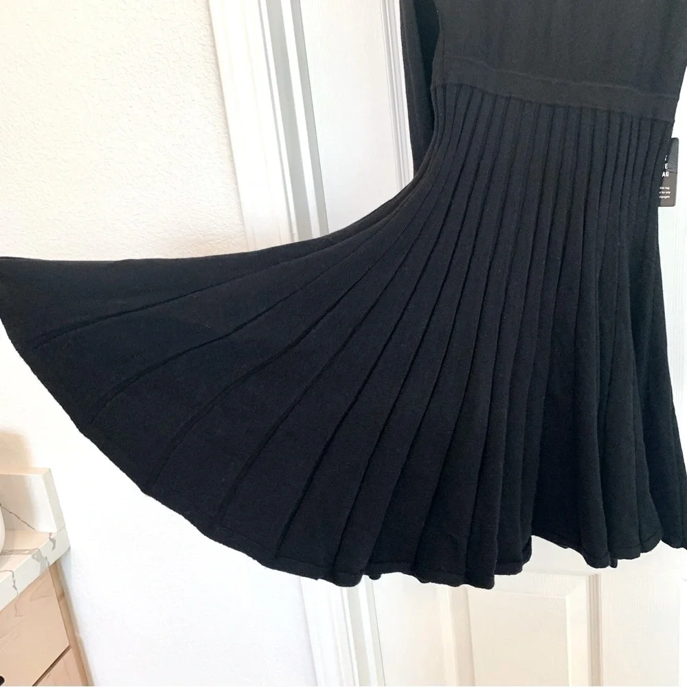 [🌟 PRICE FIRM] EXPRESS Black Pleated Open-Back Sweater Dress Extra Small XS - Picture 8 of 15